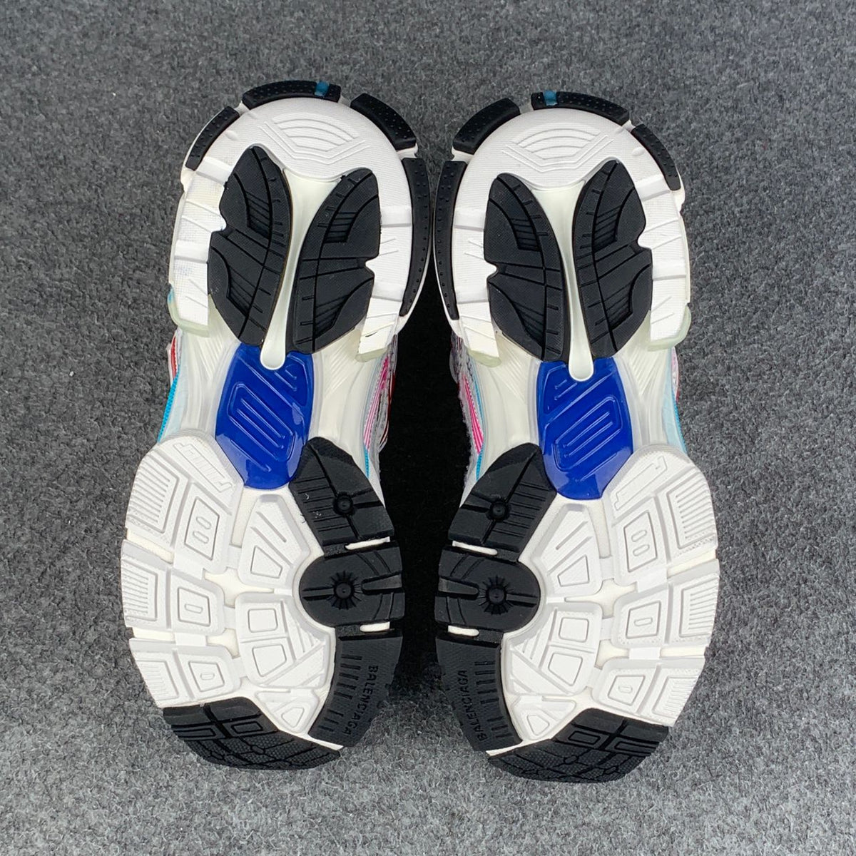 Balenciaga Runner Sneaker 'Worn-Out - White Multi-Color'