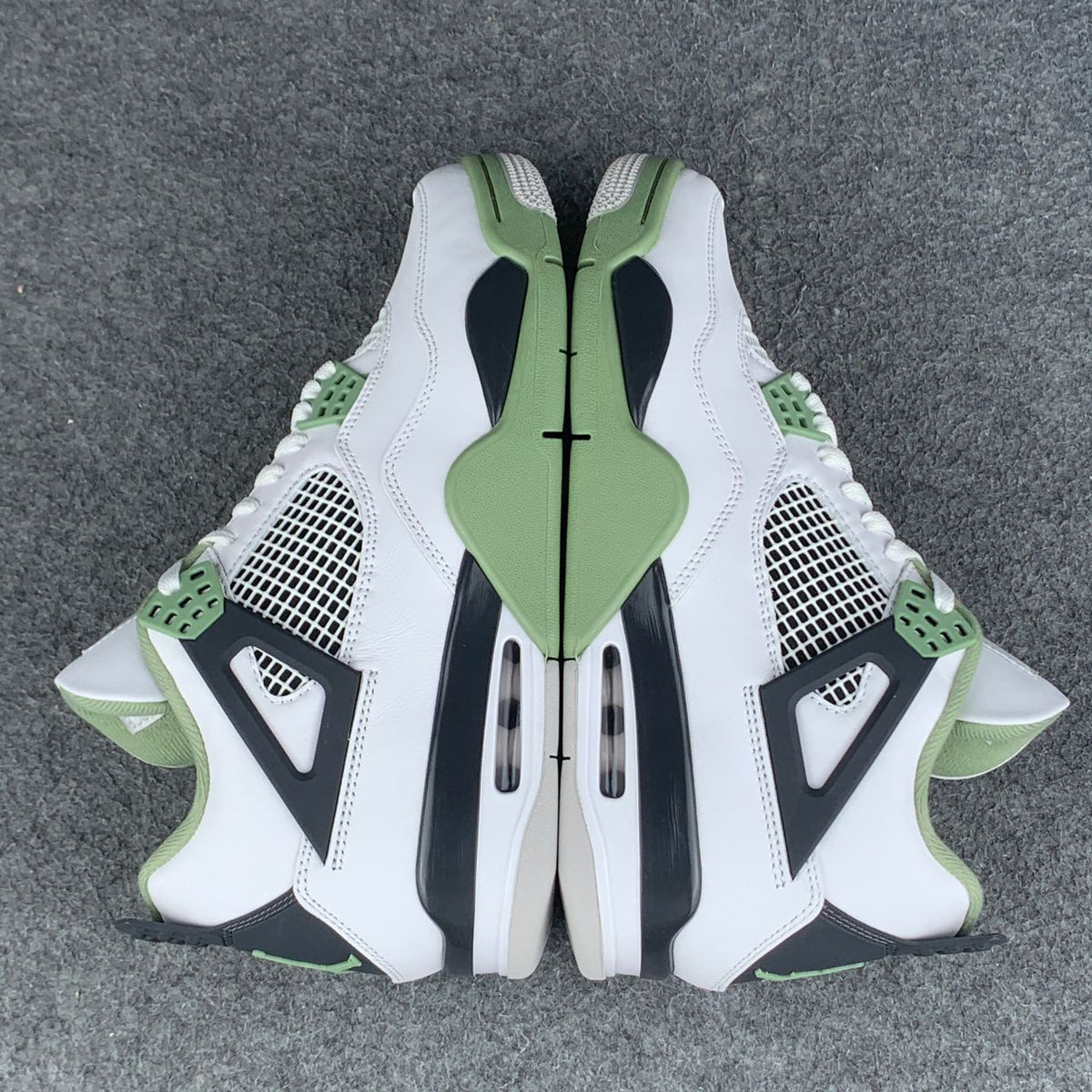 Wmns Air Jordan 4 Retro 'Seafoam'