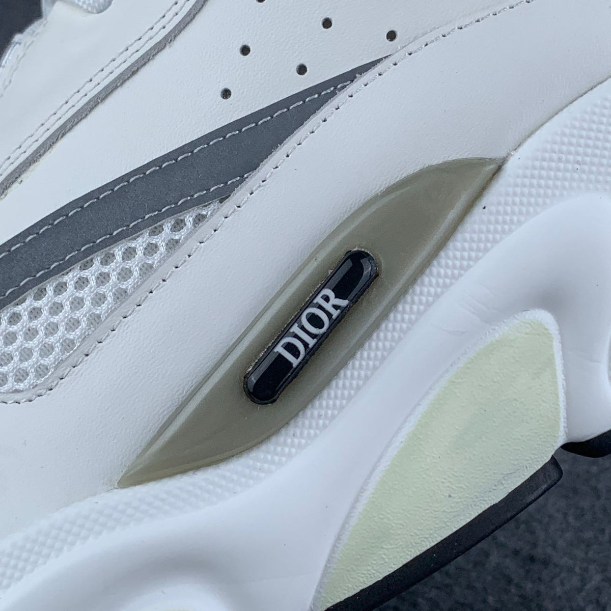 Dior B22 'White Grey'