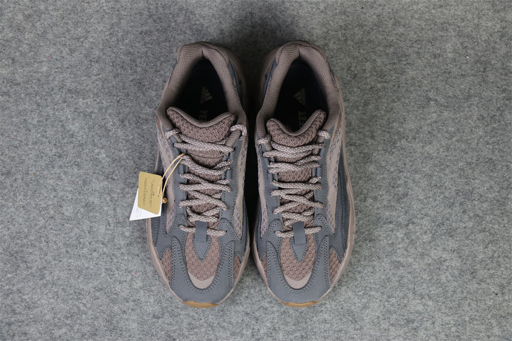Yeezy Boost 700 V2 'Mauve'