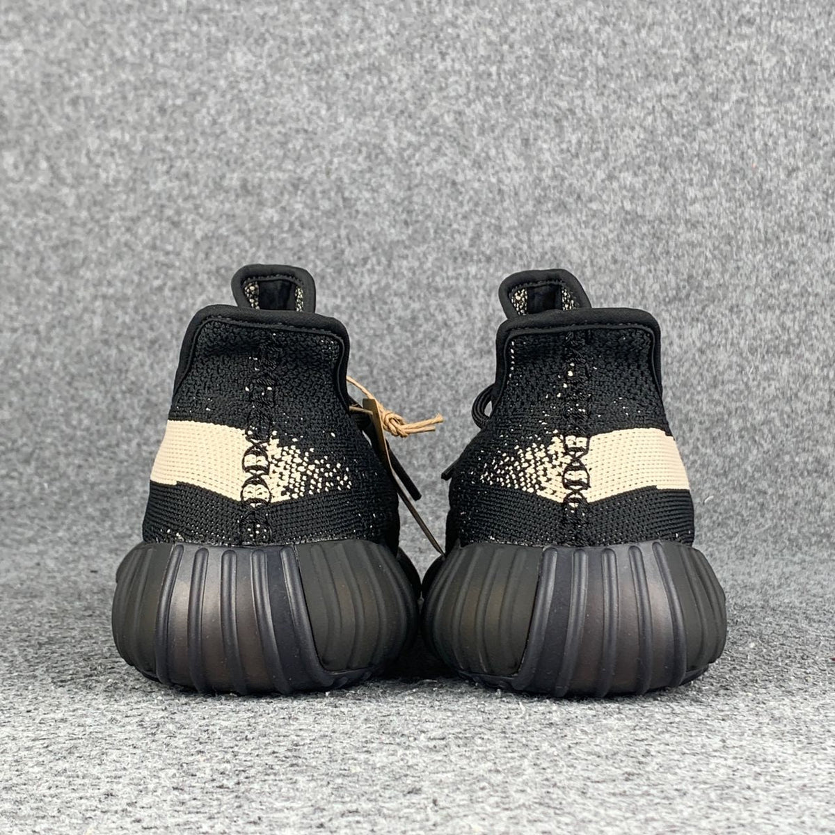Yeezy Boost 350 V2 'Oreo'