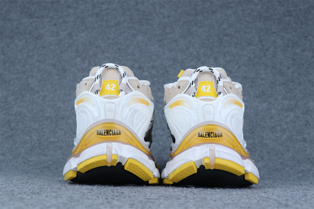 Balenciaga Wmns Runner Sneaker 'Beige'