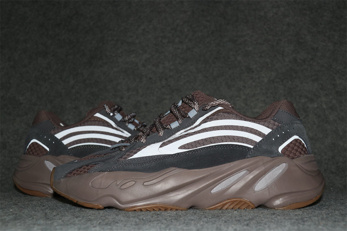 Yeezy Boost 700 V2 'Mauve'