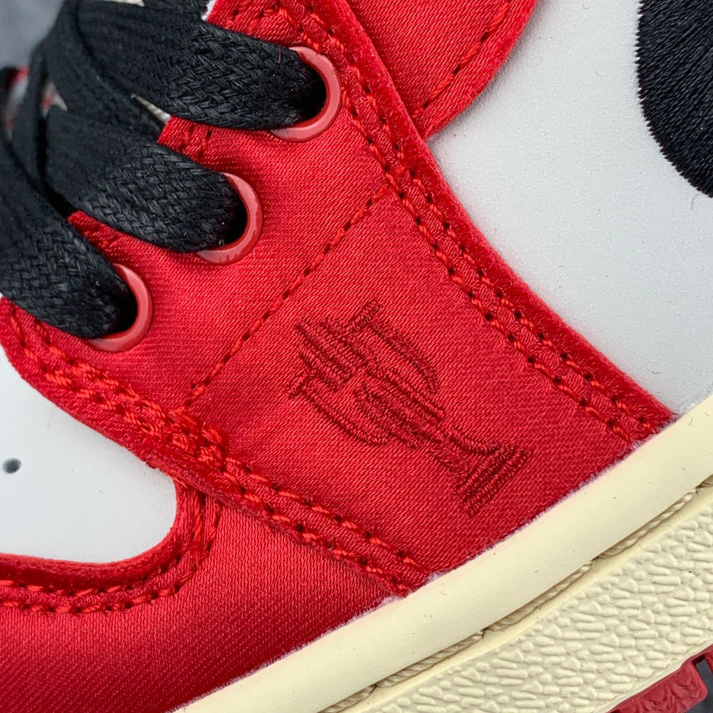 Trophy Room x Air Jordan 1 Retro Low OG SP 'Rookie Card - Away'